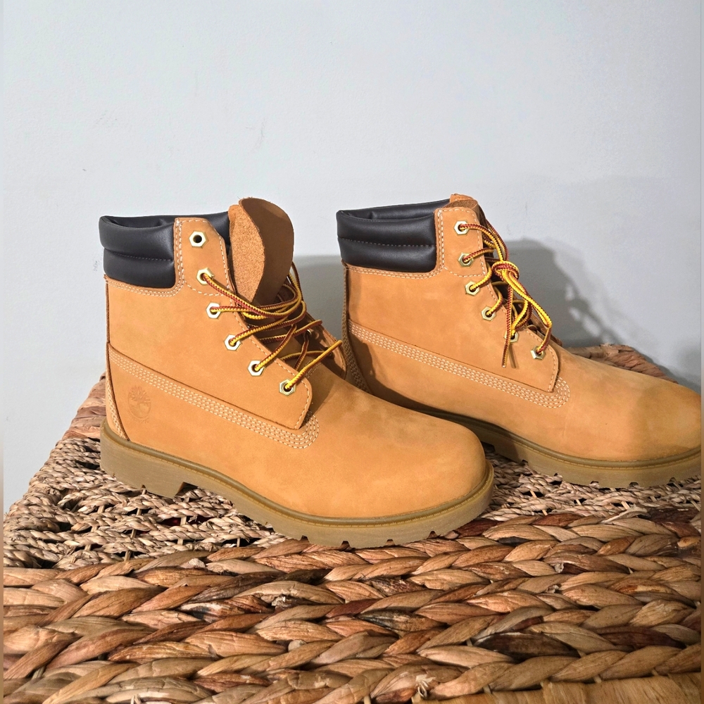 Women Timberland Waterproof Boot Wheat Size 9.5